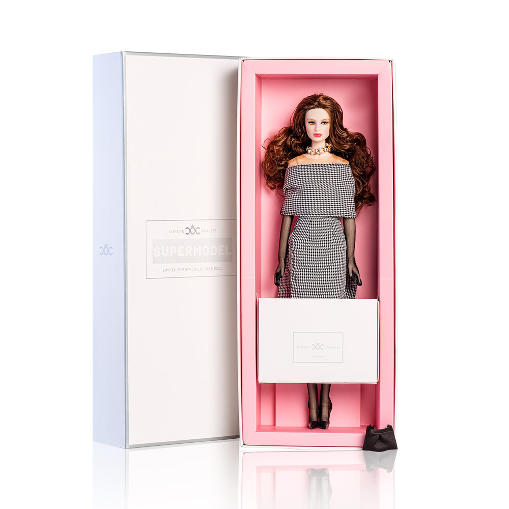 Salute the Classic Collection Supermodel Doll Gift Set