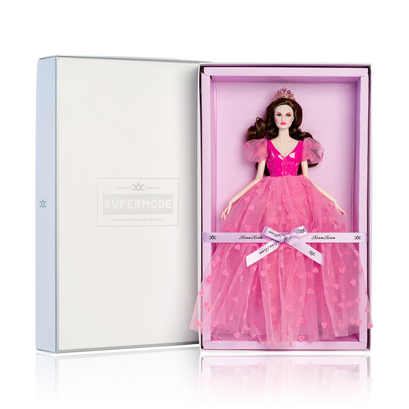 Gently Blooming Collection Supermodel Doll Gift Set