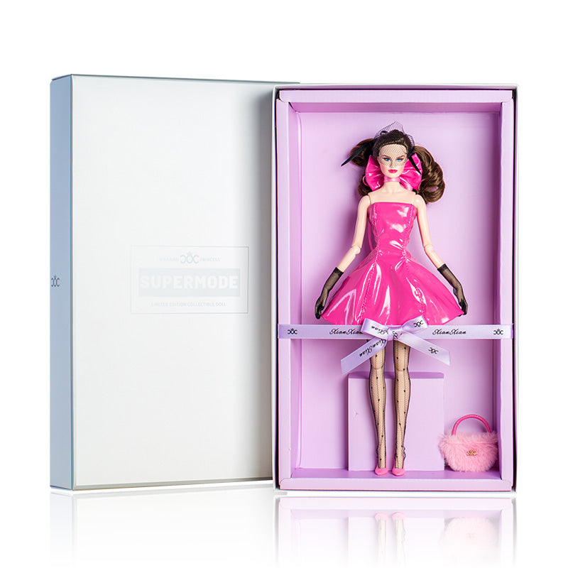 Gently Blooming Collection Supermodel Doll Gift Set